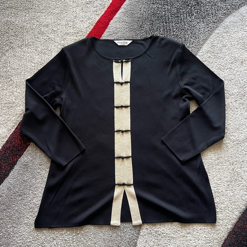 Misook Black Knit Gold Detail Front Long Sleeve Tunic